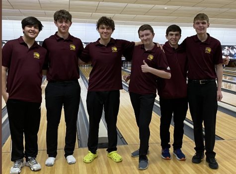 Good Weekend for Boys Bowling Team